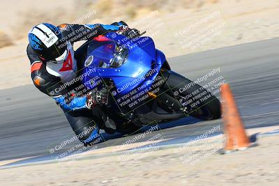 media/Jan-08-2022-SoCal Trackdays (Sat) [[1ec2777125]]/Turn 15 Inside (950am)/